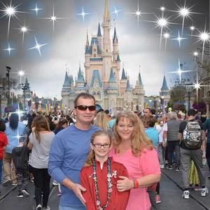 Meet your Posher, Dynese